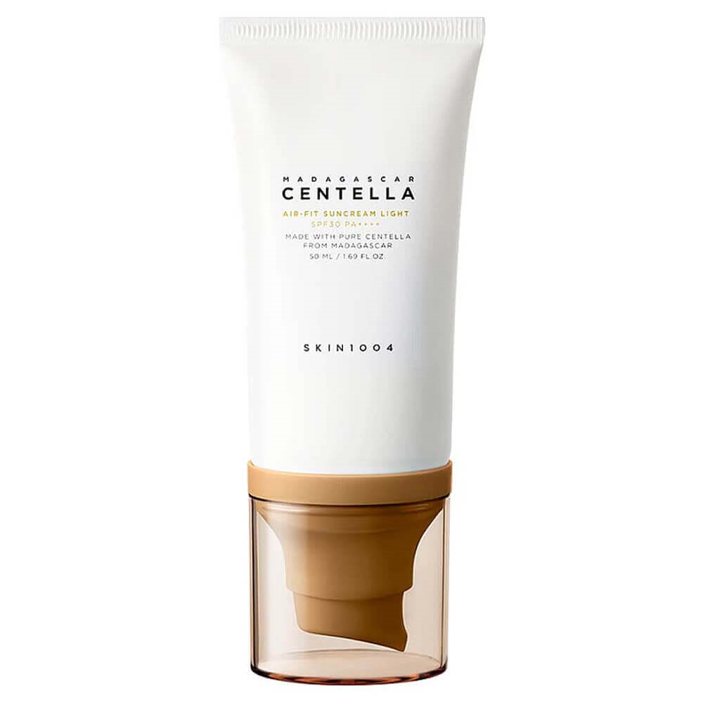 Солнцезащитный крем с центеллой Skin1004 Madagascar Centella Air-Fit Suncream Light SPF30 PA++++ 