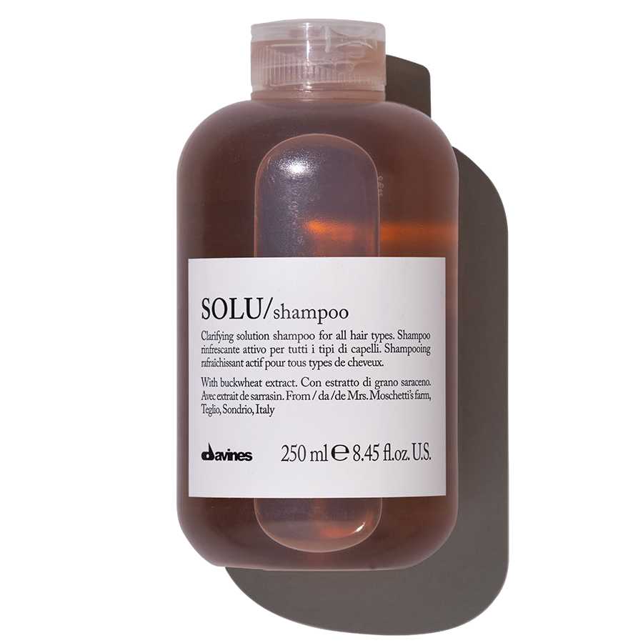 Освежающий шампунь для глубокого очищения волос Davines Solu Shampoo